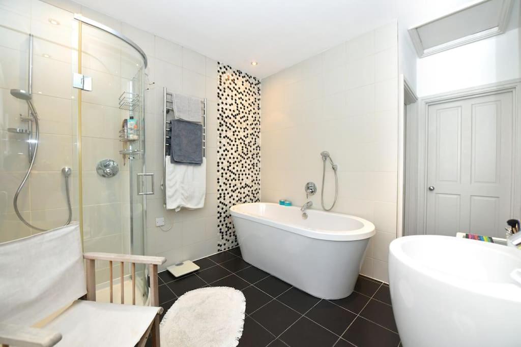 Pooters London, Elegant Townhouse, Very Central Exterior photo